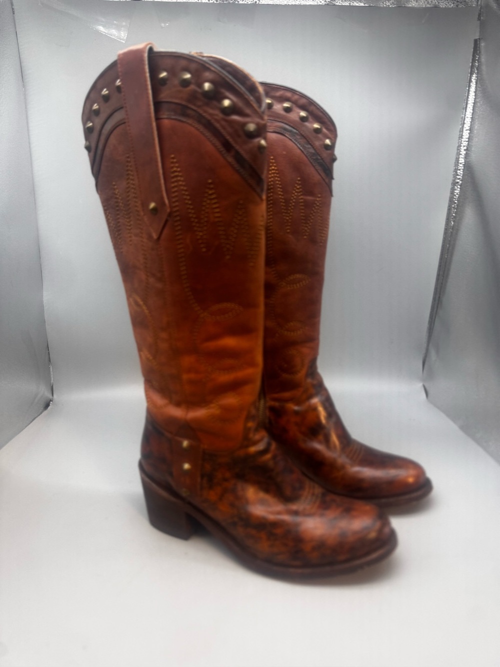 Corral E1077 Women’s Size 7.5 Brown Leather Studded Embroidered Western Boots